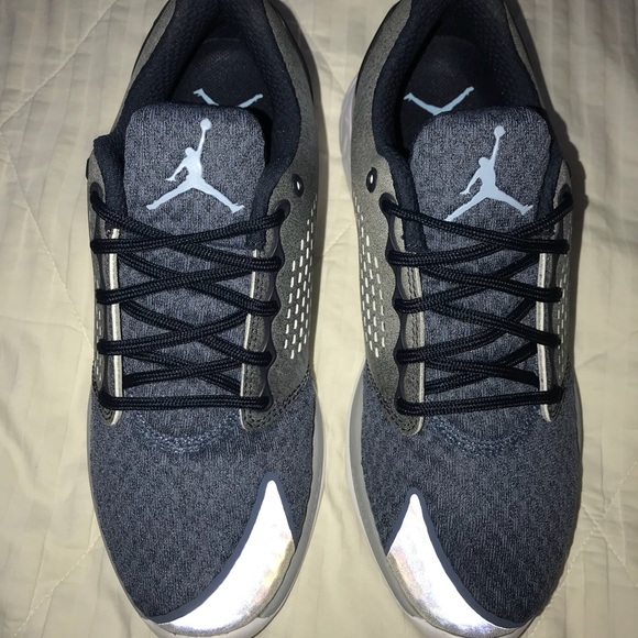 winter training shoes